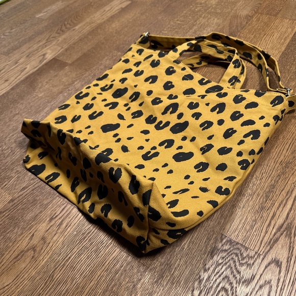 Sold - Picture 5 of 10